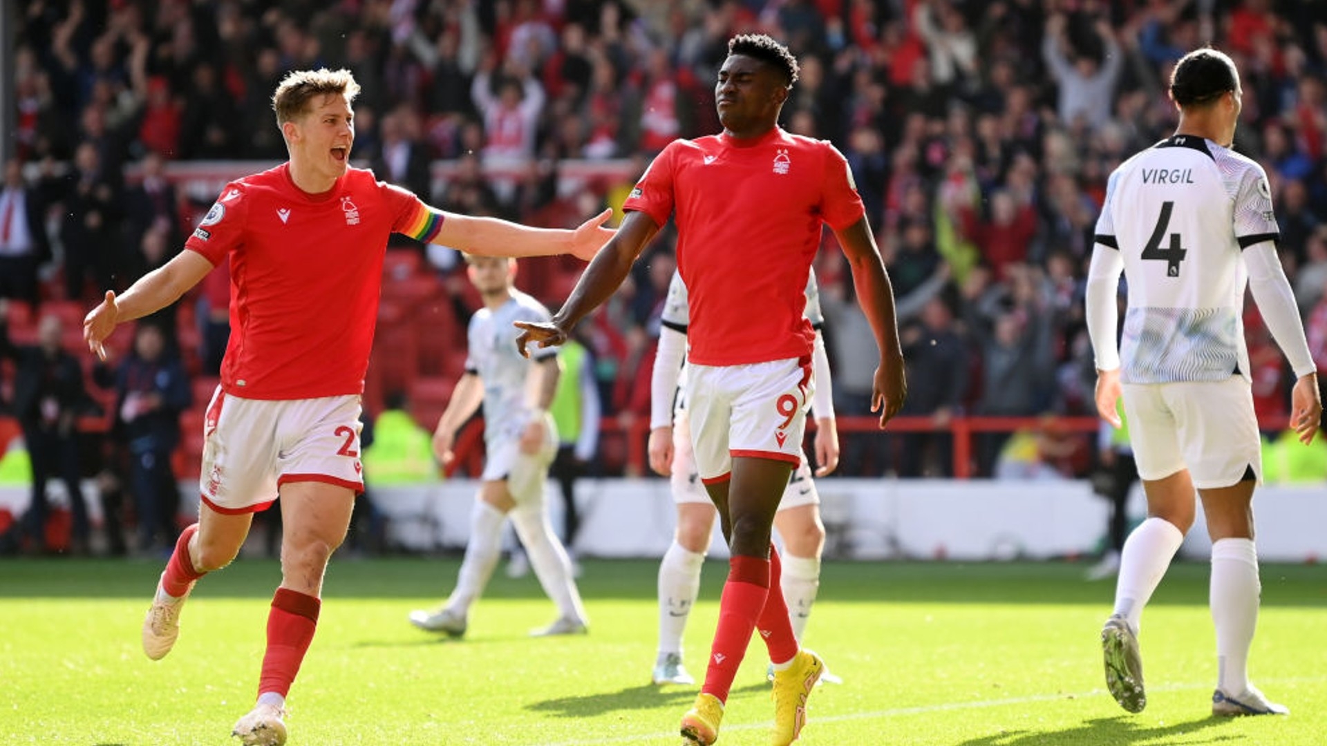 横溢的球员 横溢的球员